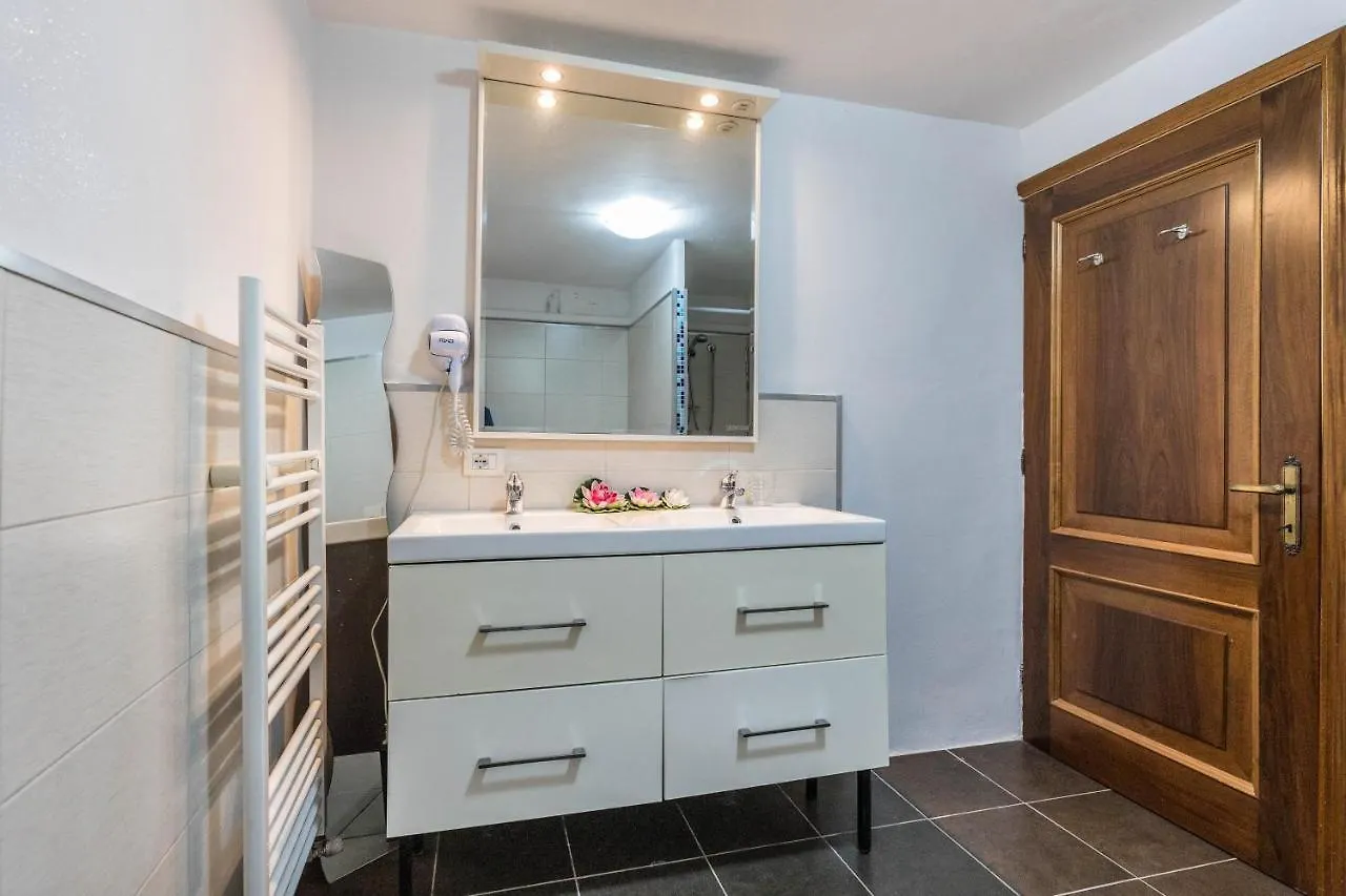 Appartamento Luna San Felice del Benaco Apartment
