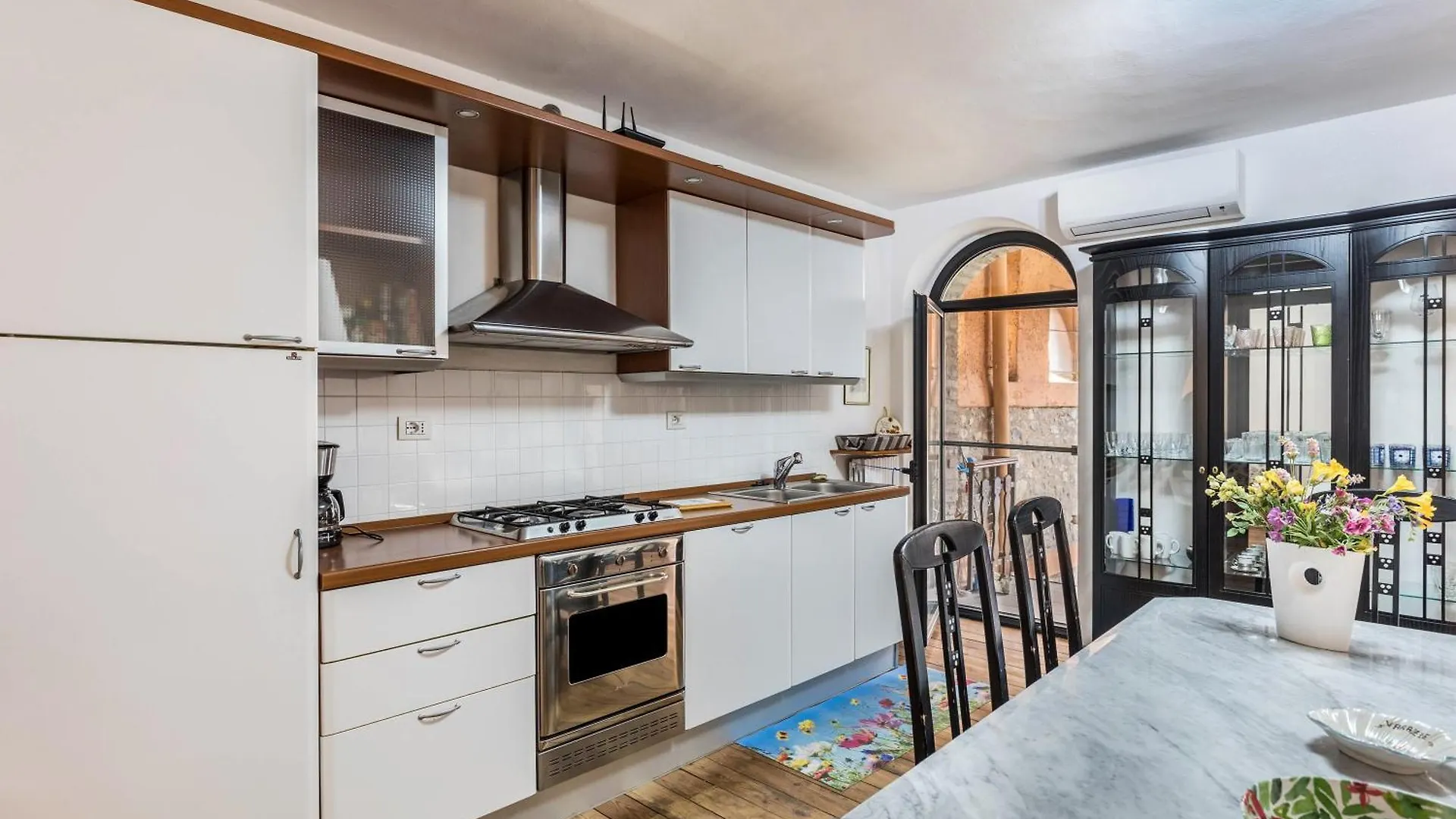Apartment Appartamento Luna San Felice del Benaco